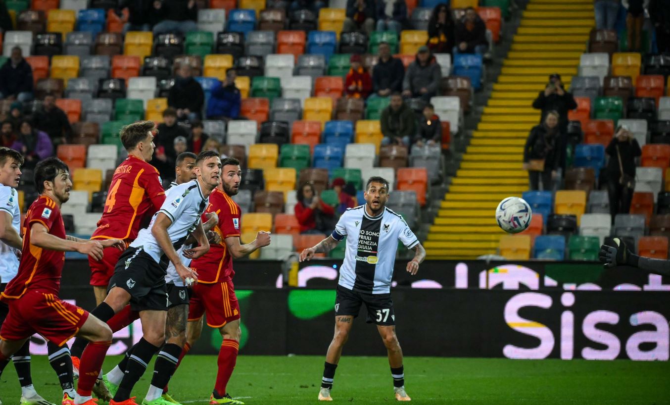 Udinese vs AS Roma (01:00 &#8211; 26/04) | Xem lại trận đấu